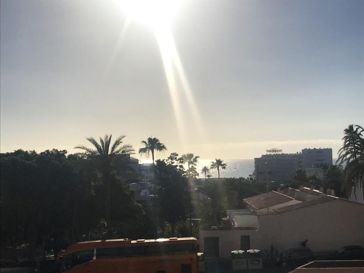 Charming Bungalow In Playa De La Americas With Sea View プラヤ・デ・ラス・アメリカス エクステリア 写真